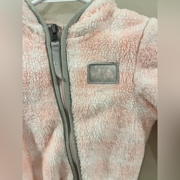 The North Face Baby Snowsuit/Pram- size 6-12 months - Picture 3 of 5